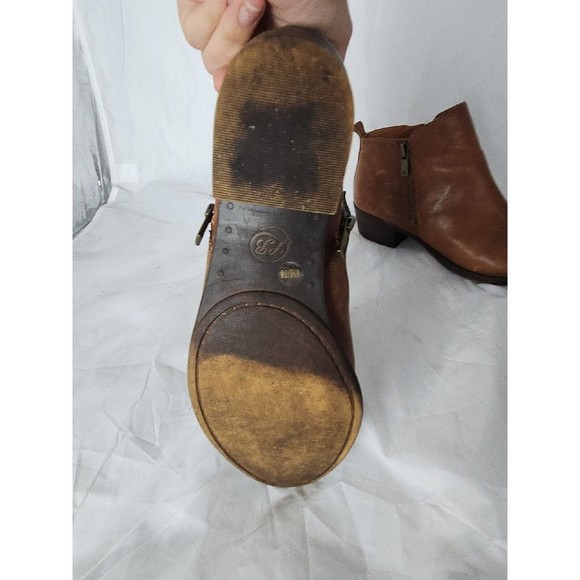 Lucky Brand Basel Women's Brown Distressed Ankle Boots Booties 8M - Picture 12 of 15